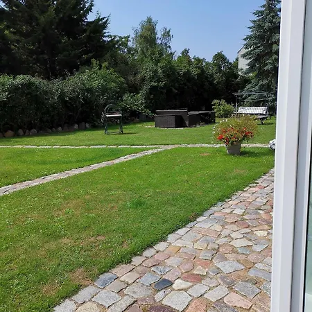 Freya In Der Ostseeresidenz Gendarm Appartement Wischuer