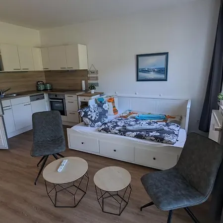 Freya In Der Ostseeresidenz Gendarm Appartement *